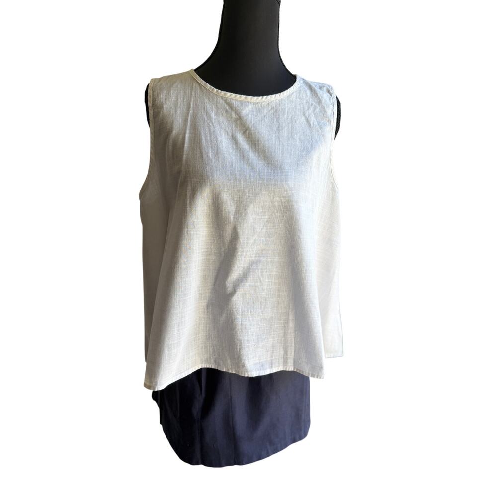 White Linen Blend Sleeveless Tank Top Wooden Button Back High Low Hem Size Large